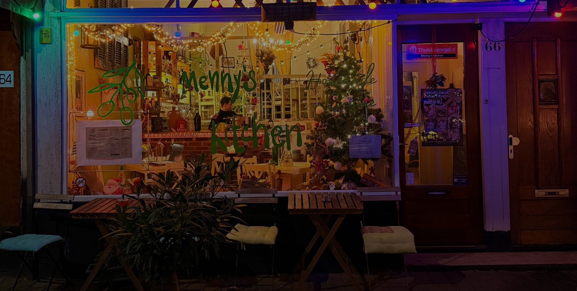 Menny's Kitchen Greek restaurant interior - Slide 3